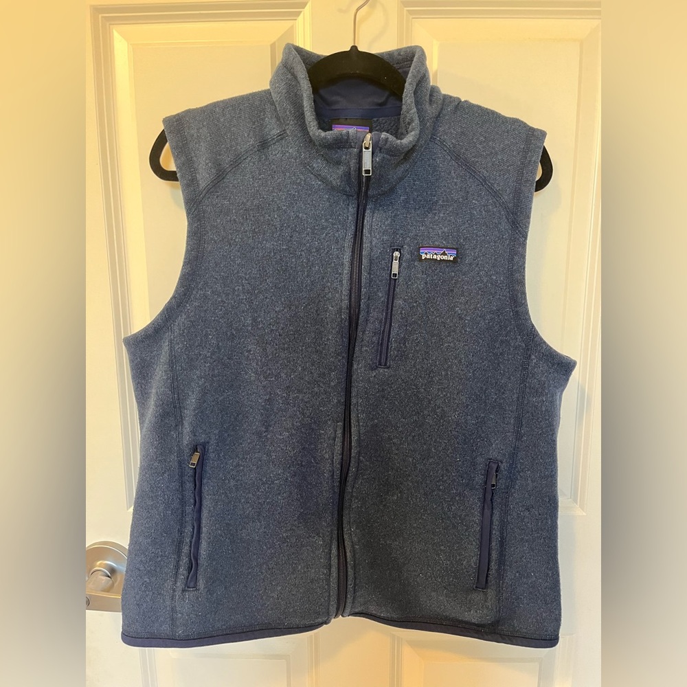 Men’s Patagonia Large vest in New Navy